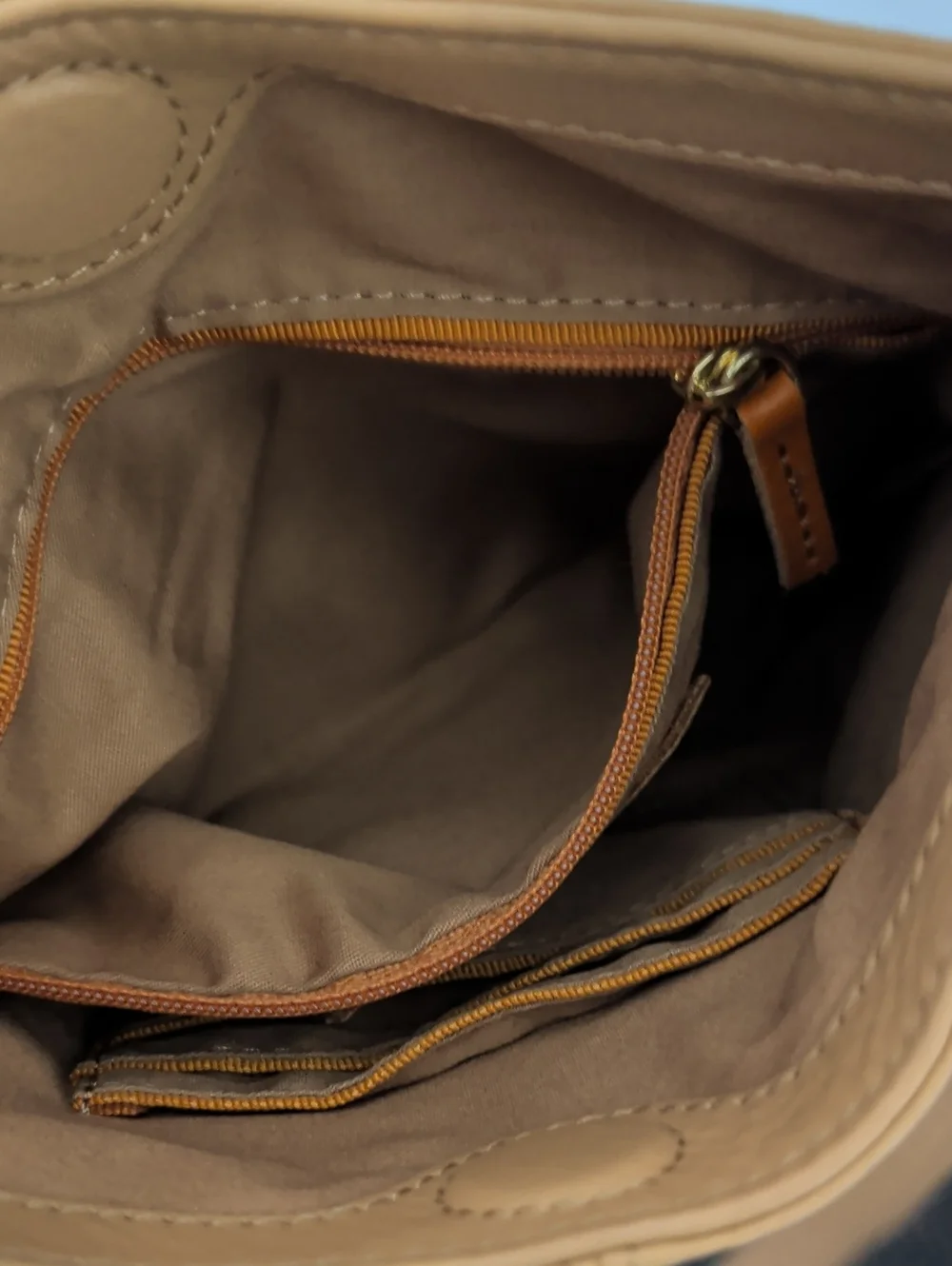Hobo Leather Small Crossbody Bag
